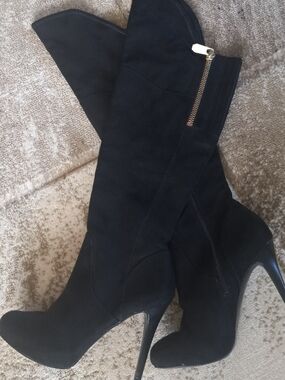 Guess Black Suede Over-the-Knee Stiletto Boots with Gold Zipper Accents Size 7.5